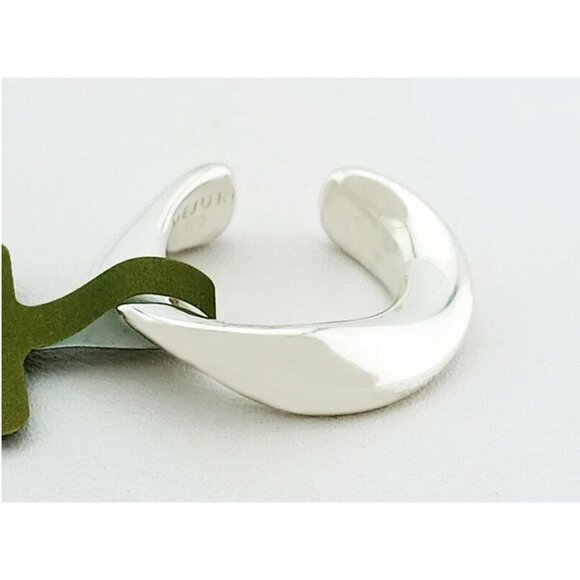 Solid Single Earring Solid .925 Sterling Silver - Picture 1 of 4